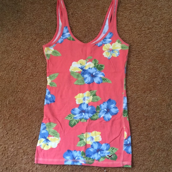 Hollister Floral Tank Top 🌼 - Picture 1 of 3
